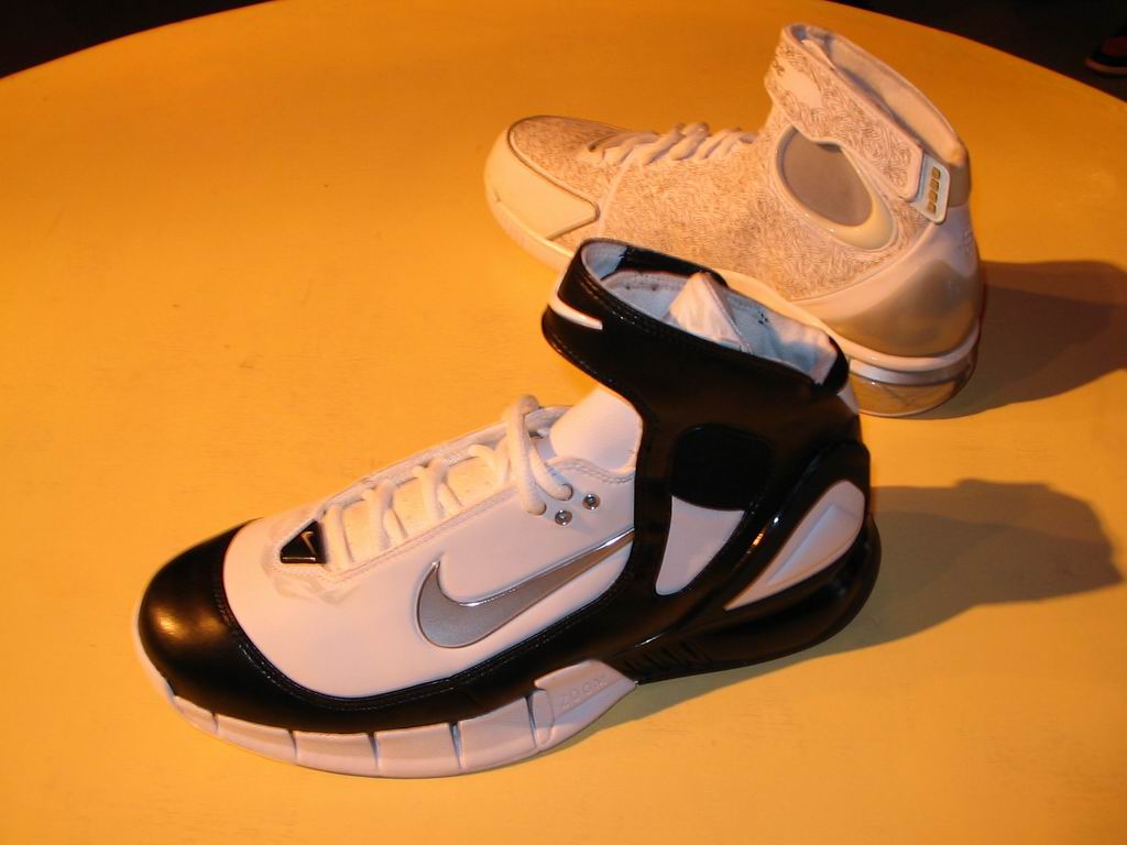 nikezoomhuarache2k5千呼万唤始出来图